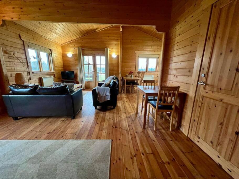 Lilly Lodge, Lake Pochard South Cerney Εξωτερικό φωτογραφία