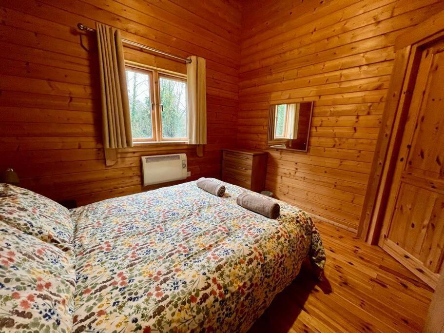 Lilly Lodge, Lake Pochard South Cerney Εξωτερικό φωτογραφία